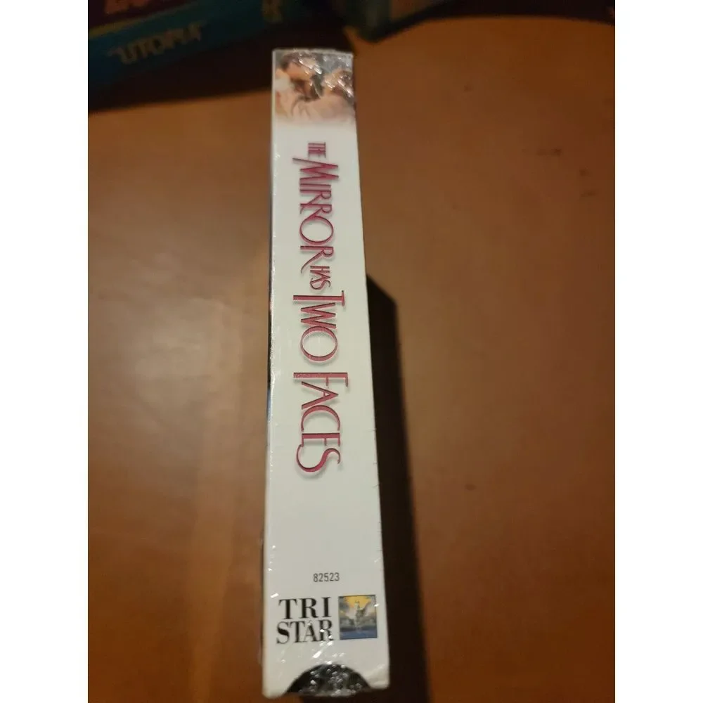 The Mirror Has Two Faces (VHS) Sealed Barbara Streisand Jeff Bridges